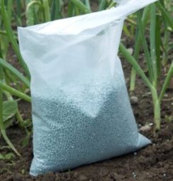 Fertilizer bag